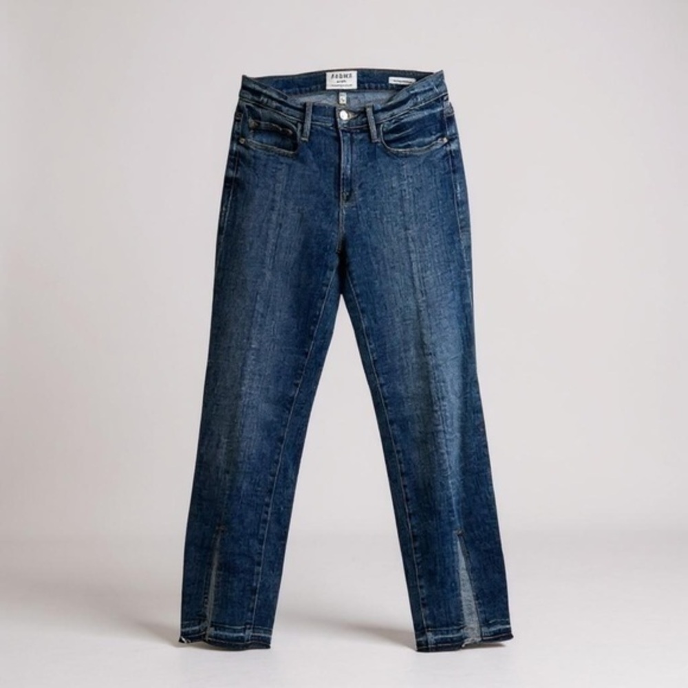 Frame Le Nouveau Straight High Rise Jeans